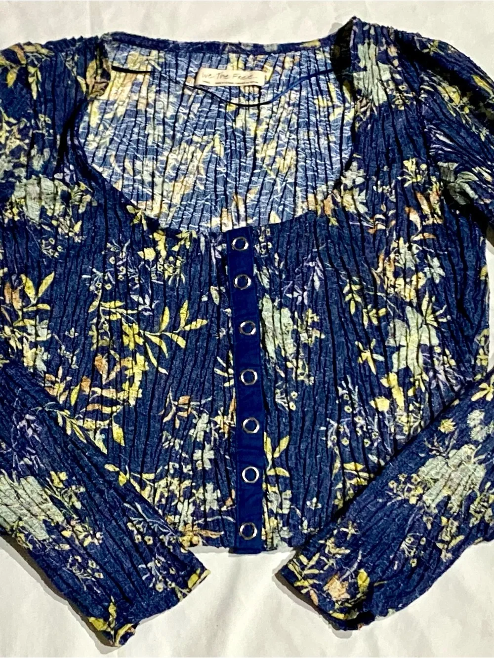 We The Free Angelina Sheer Navy  Floral Crinkle Button-Front Top Sz. S